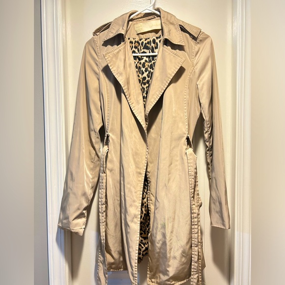 Zara lightweight trench coat in Tan - Picture 1 of 5